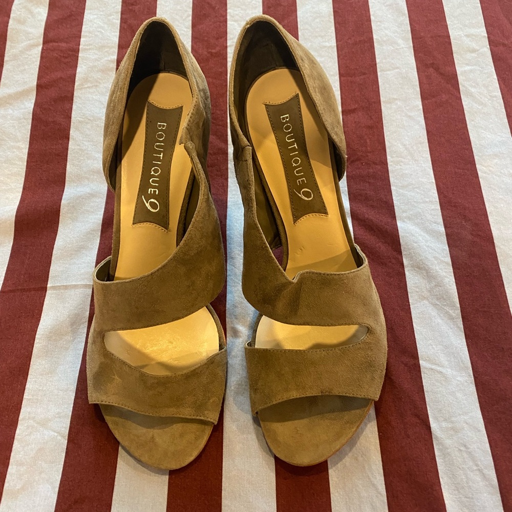 Boutique 9 Suede Leather Heels